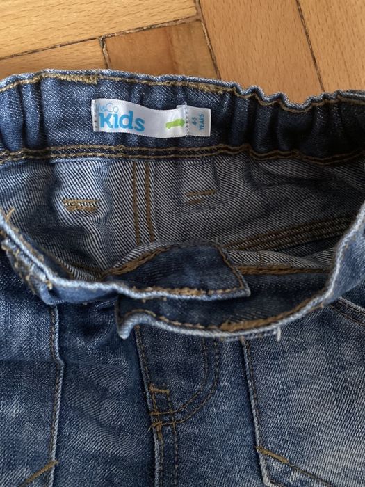 Крутые джинсы р. 4/5 лет