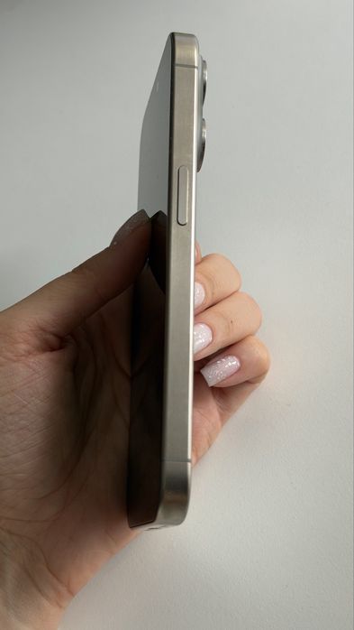 Iphone 15 pro 512 gb + cały zestaw