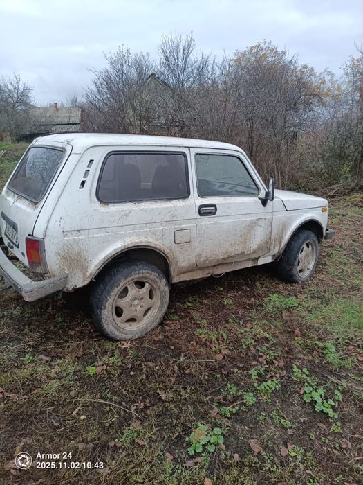 Продам Ниву.на газу