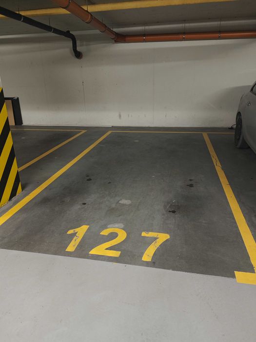 miejsce parkingowe