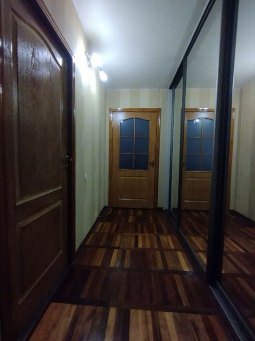 Терміново! Продаж 3-кімнатної квартири від власника