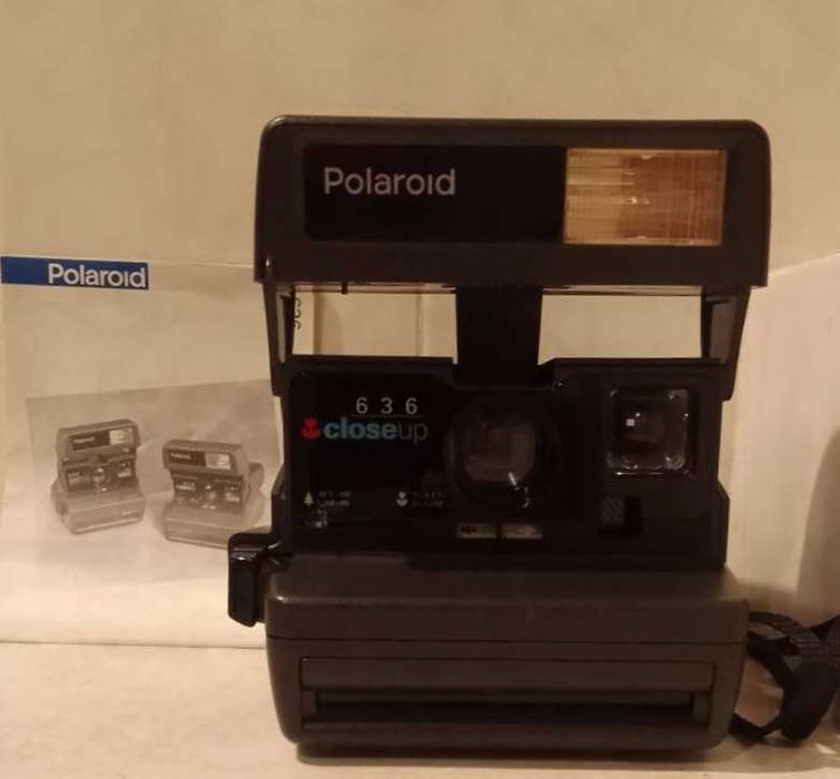Вінтажна камера Polaroid 636 Close Up