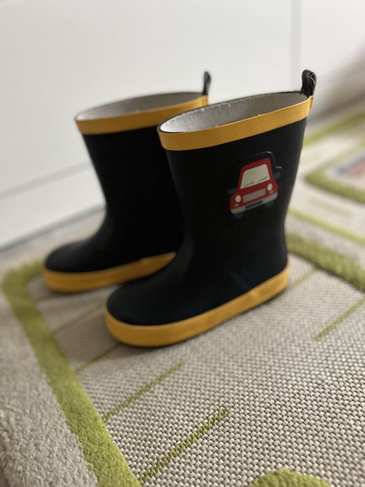 Kalosze lupilu Lidl wiosna deszcz  26 autko czerwone