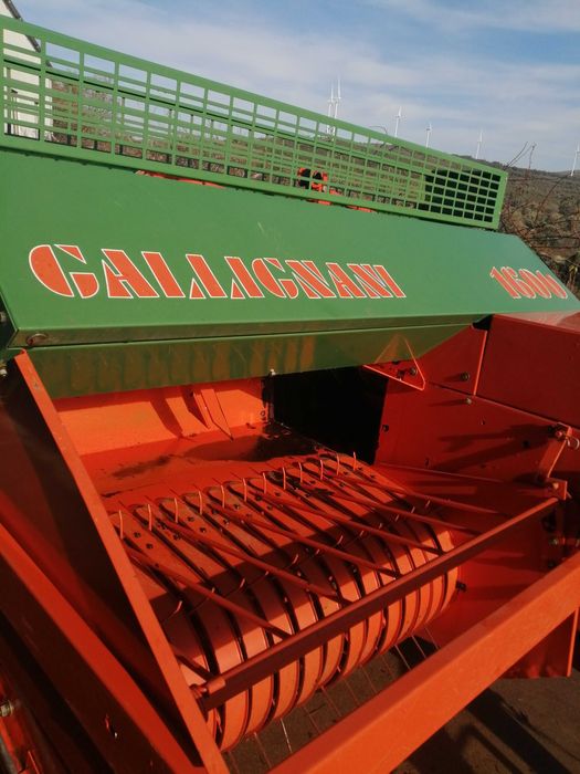 Enfardadeira Gallignani 1600