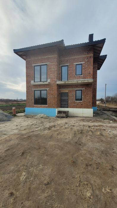 Будинок Окремостоячий Котедж