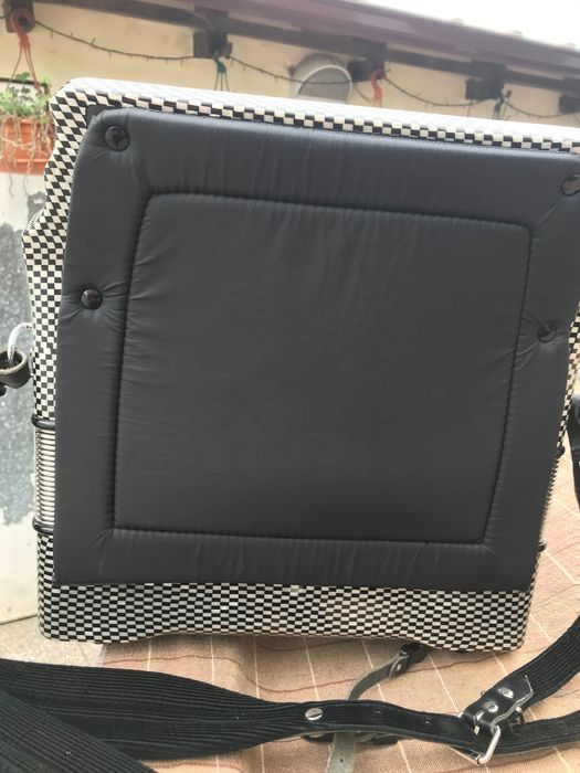 Vendo concertina semi nova da mesma fábrica da pedrosini