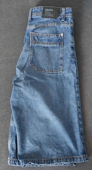 Niebieskie spodenki bermudy - cropp.