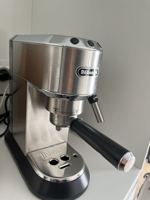 Delonghi dedica café po
