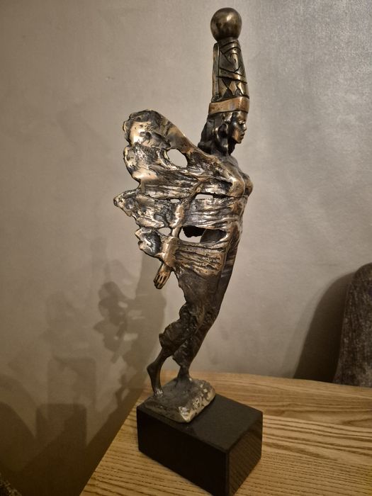 "Ulotna" rzeźba Tomasz Sętowski.