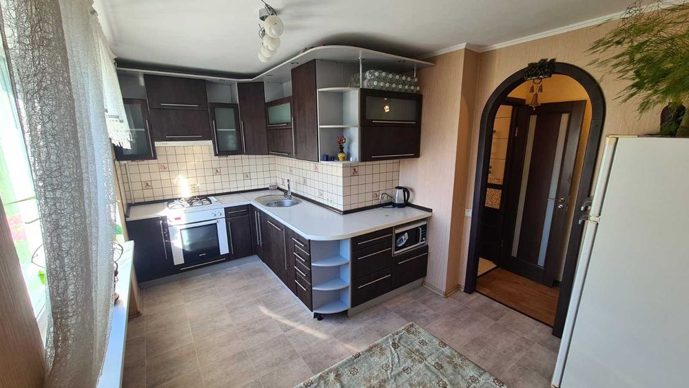 Здам велику 1 кімнатну квартиру