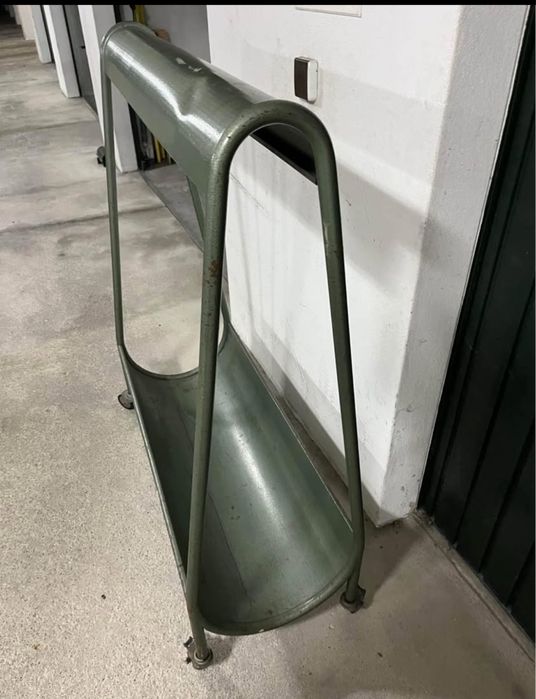 Cavalete/burro para peles