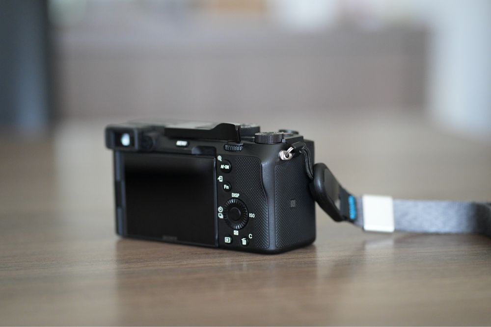 Sony A7C + 2 lentes e extras