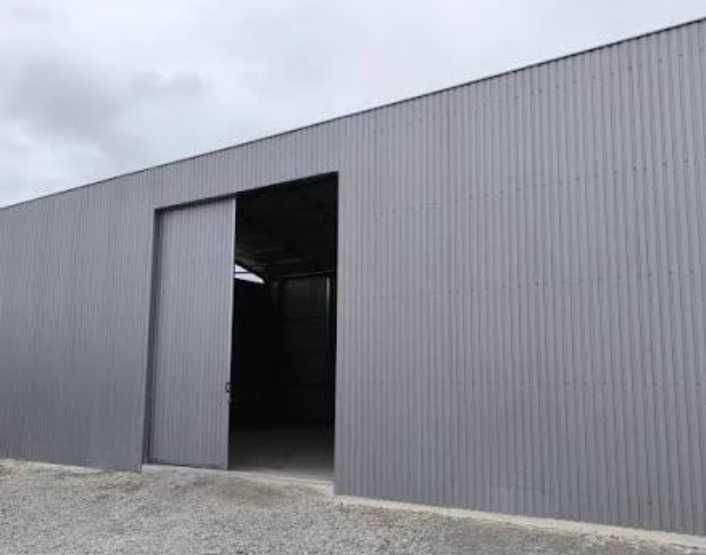 Alugo armazém  ou vendo em Almeirim