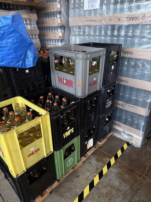 CAIXAS GRADES EMPILHÁVEIS GARRAFAS PARA 12 UNIDADES