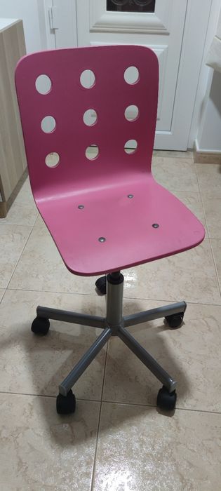 Cadeira IKEA Rosa