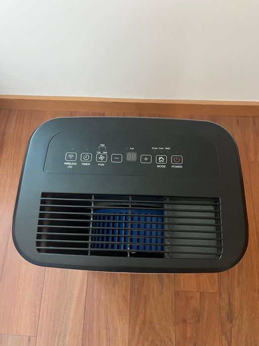 Silent Dehumidifier - Midea 20L