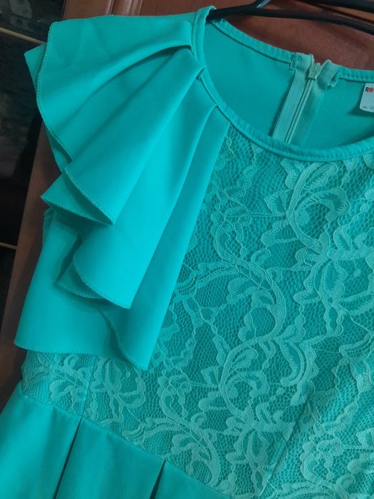 Elegancka sukienka dla dziewczynki