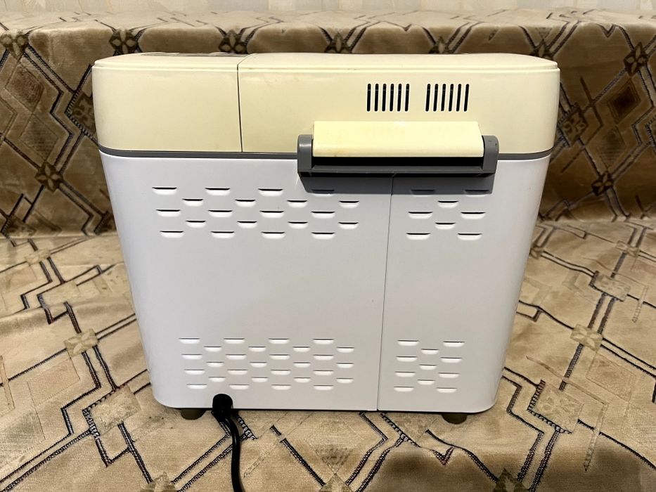 Рабочая Хлебопечь LG HB-2051BCJ в Отличном состоянии