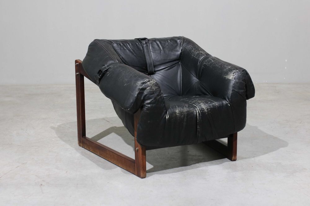Par de poltronas Percival Lafer em couro | Design Brasileiro