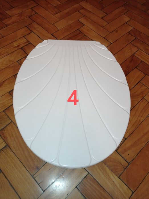 Сиденье на унитаз с крышкой