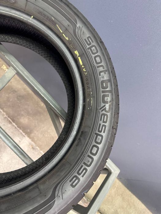 Шины БУ 205 60 R 16 Dunlop sportbluresponse Лето Комплект резина
