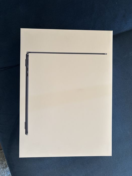 Pudełko mac book air 13"