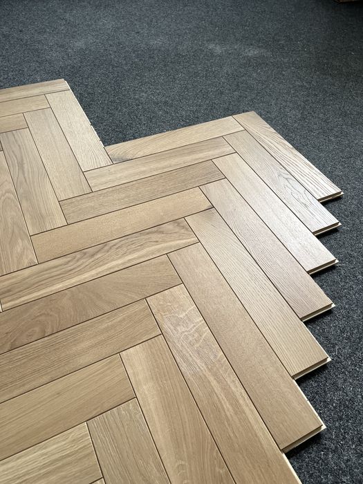 Podłoga Jodełka Dąb Natur, 15x80x400mm,Olej BRESLAU x2