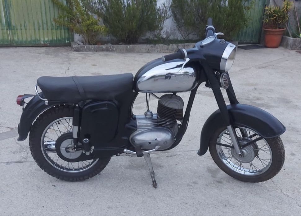Jawa cz 175 de 1965