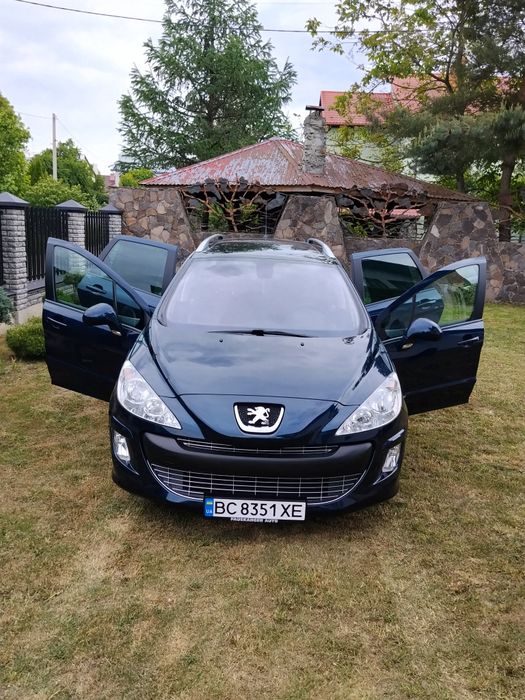 Peugeot  308 sw spot.