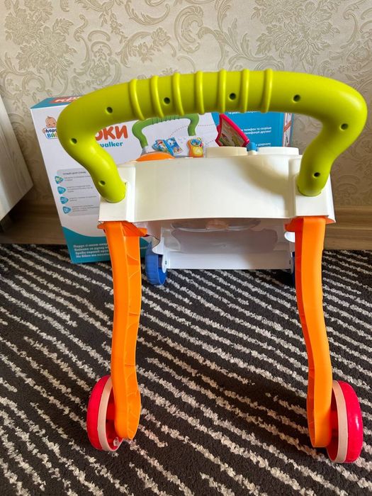 Дитячі ходунки-каталка «Перші кроки» Baby-walker