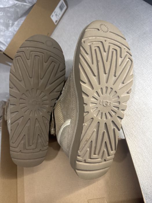 Кросівки зимові  UGG