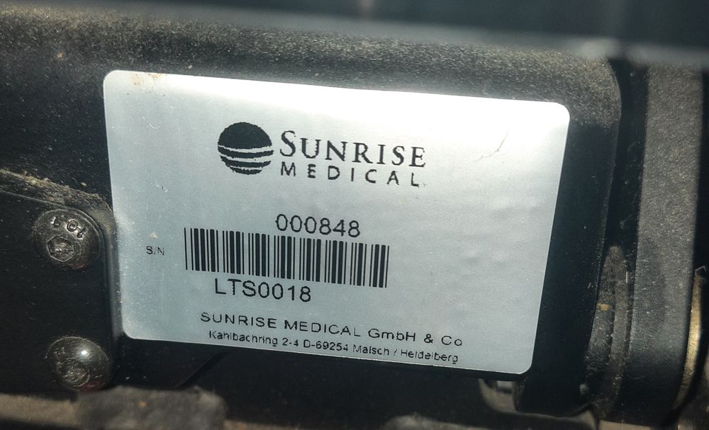 Wózek inwalidzki elektryczny