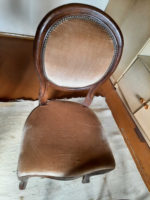 stół okrągły antyk drewno rattan i krzesło styl Ludwikowski-  komplet