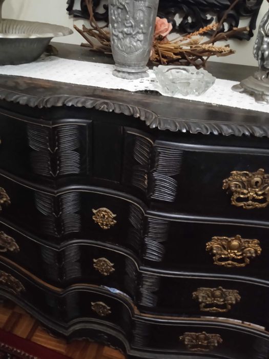 MOVEIS ANTIGOS-madeira de castanho