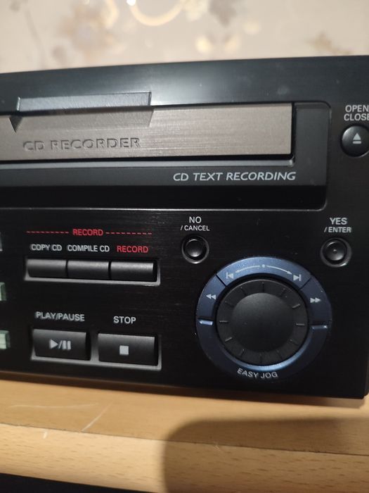 Сиди рекордер philips СDR800.