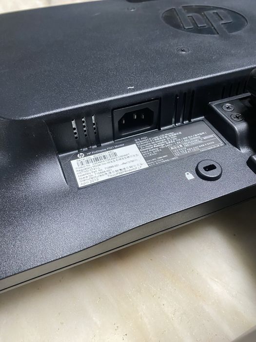 Monitor HP P221 como novo