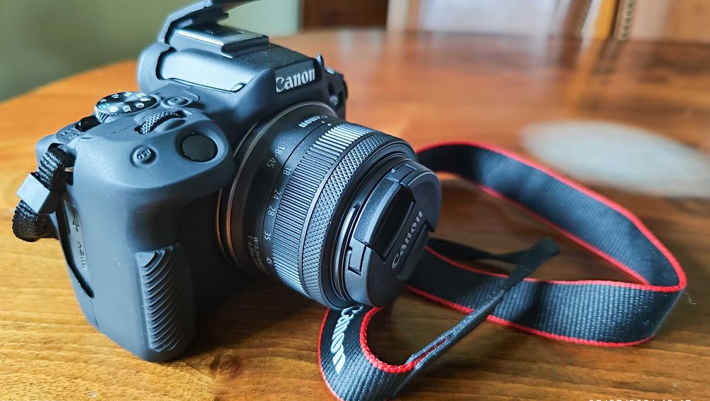 Canon EOS R50 18-45mm - Em excelente estado