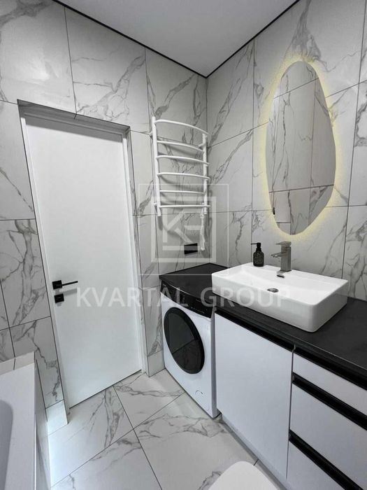 Без комісії. Нова студія з ремонтом. ЖК Молодість