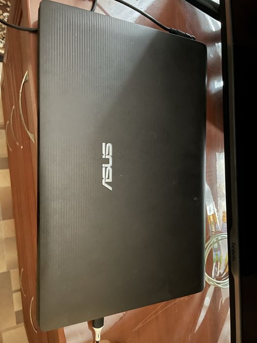 Asus k53t 6ГБ 1ТБ 4 ядра повністю справний