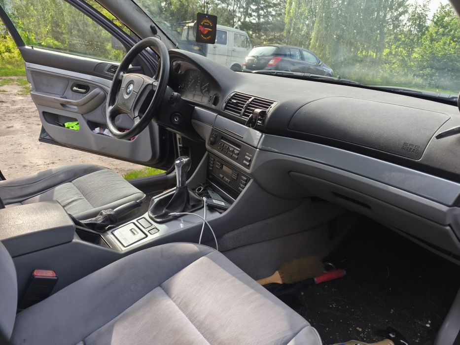 BMW E38 525d 2001 r