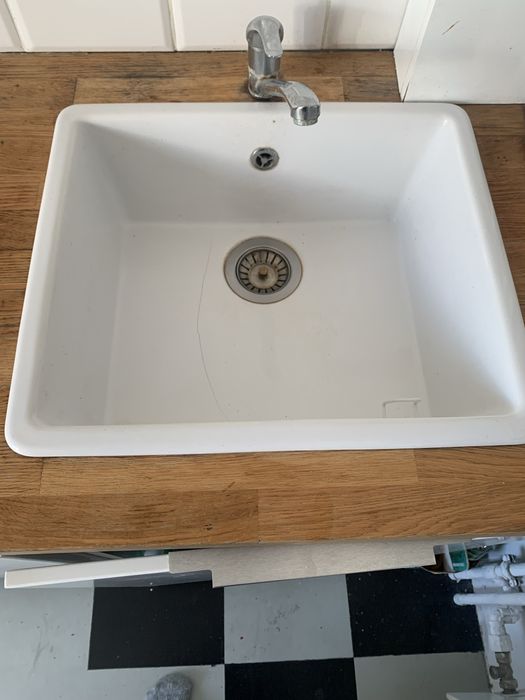 Kuchnia IKEA z wyposażeniem