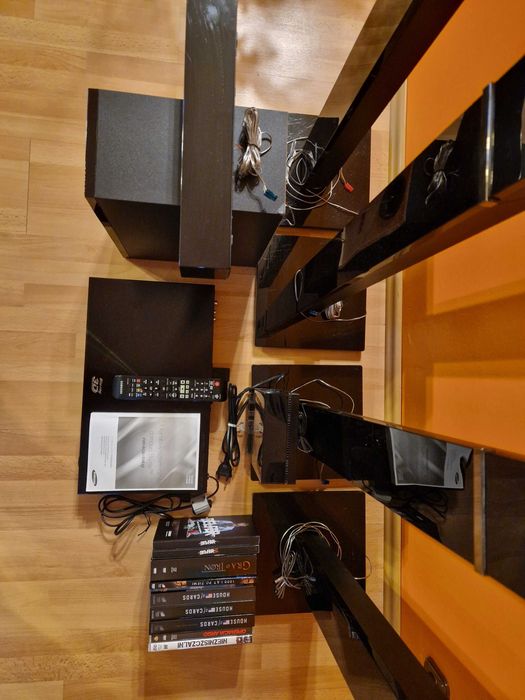 Zestaw kina domowego Samsung HT-E5550 (5.1) Blu-ray