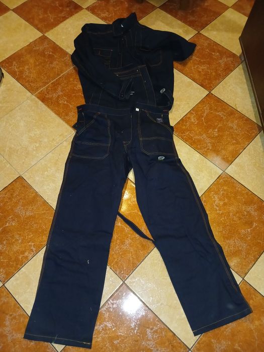 Ubranie robocze spodnie i bluza