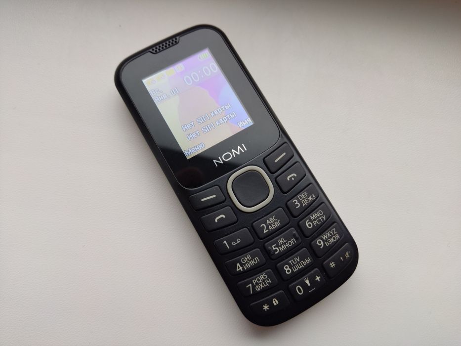 Мобільний телефон Nomi i184