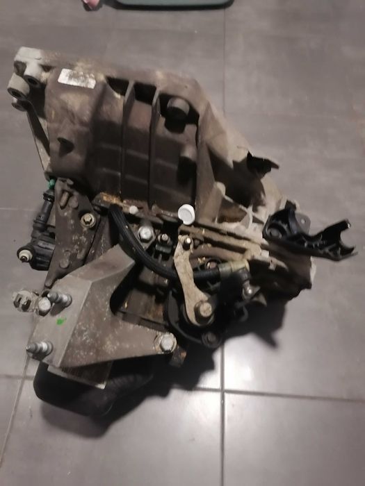 Caixa de velocidades dacia sandero eco II - 160.000km