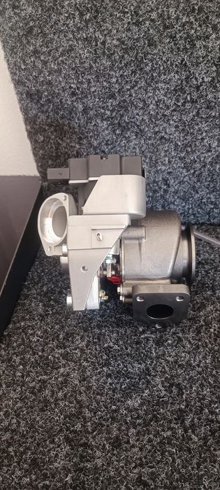 Turbo TF035HL  bmw 2.0 novo