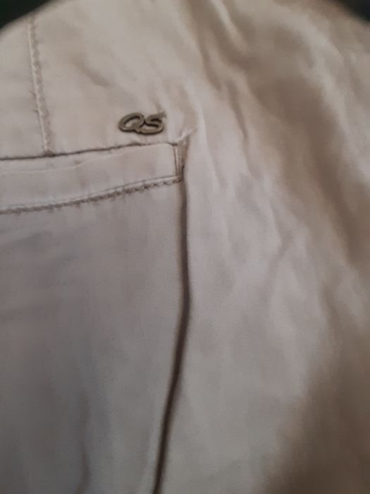 Spodnie beżowe, damskie. QS. 38/40