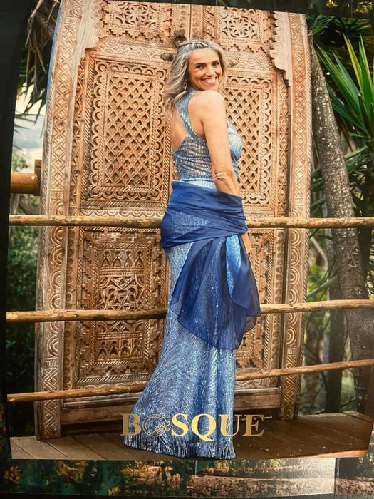 Vestido cerimonia azul com brilhantes tamanho M