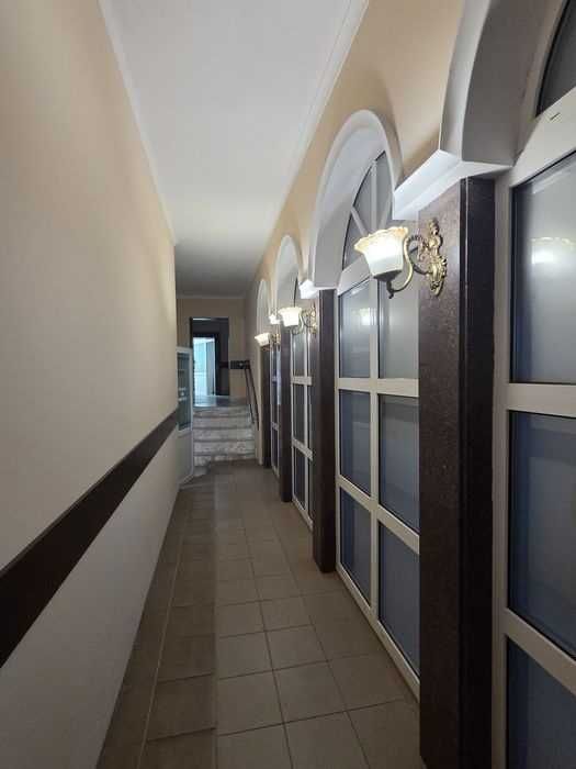 Офіси у медцентрі (+сауна), оренда від 15 до 80 кв.м - Вид 5