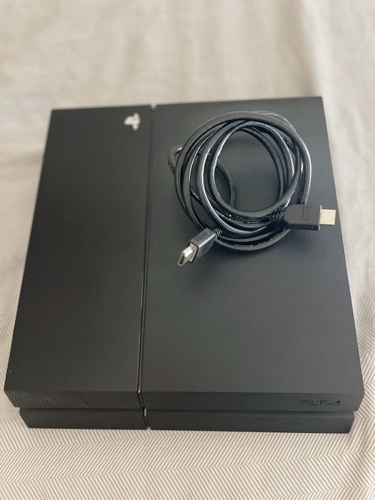 PlayStation 4 Flat